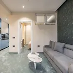 Piazza Luxury Тирана