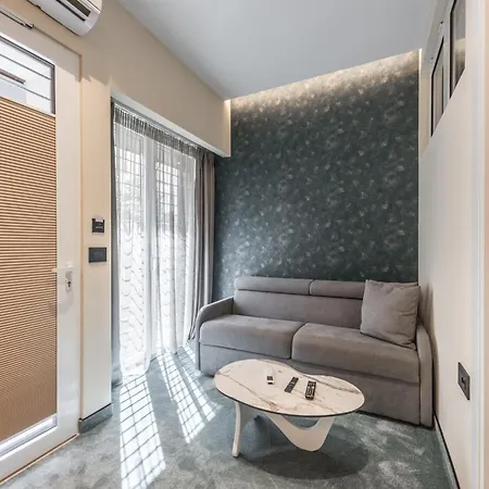 Piazza Luxury * Tirana