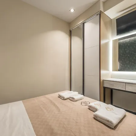 Piazza Luxury Apartment Tirana