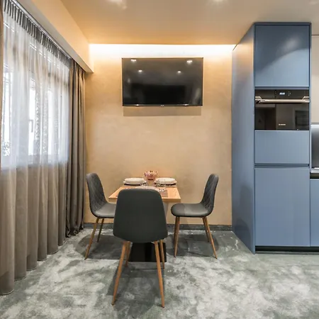 Piazza Luxury Apartment