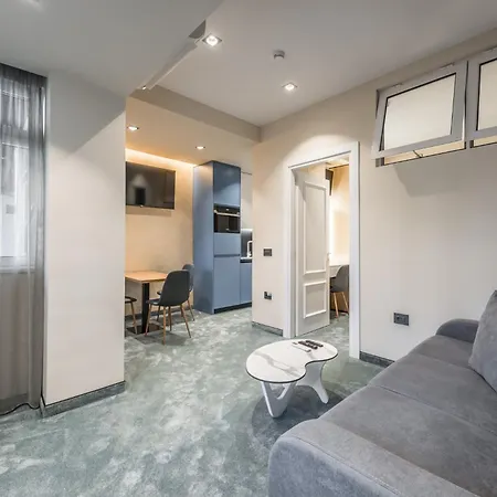 Apartment Piazza Luxury *