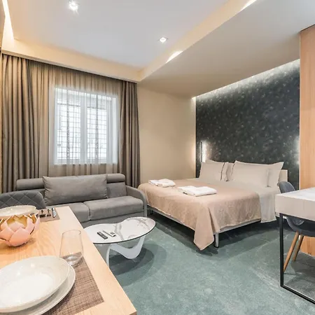 Piazza Luxury