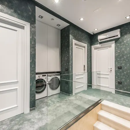 Piazza Luxury Lejlighed *