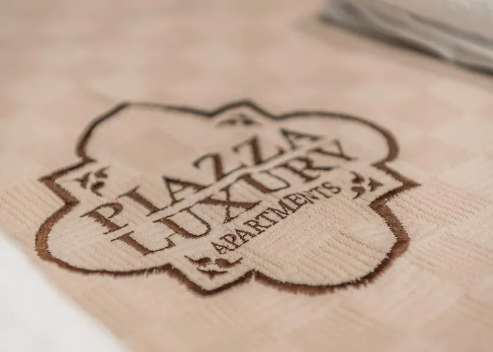 Piazza Luxury * Tirana