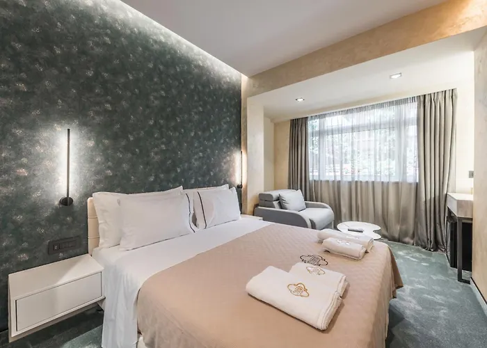 Piazza Luxury Apartment Tirana