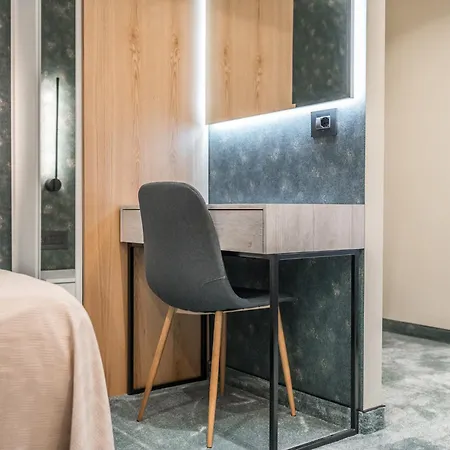 Piazza Luxury Apartment *