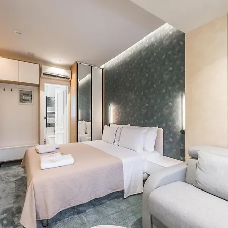 Piazza Luxury Apartment Tirana