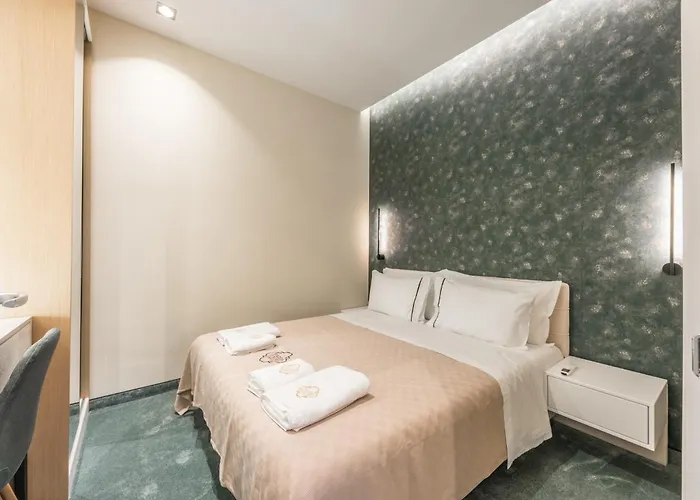 דירה Piazza Luxury טיראנה