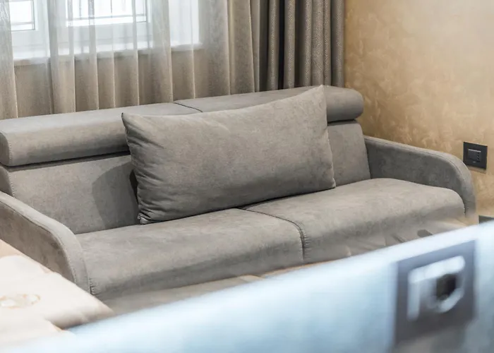 Piazza Luxury טיראנה