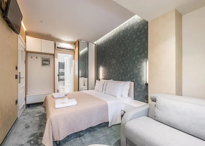 Piazza Luxury דירה טיראנה